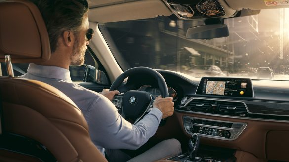 BMW 7er Limousine Connectivity